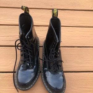 Women Dr. Martens 1460 8- Eye Patent Boot- Black